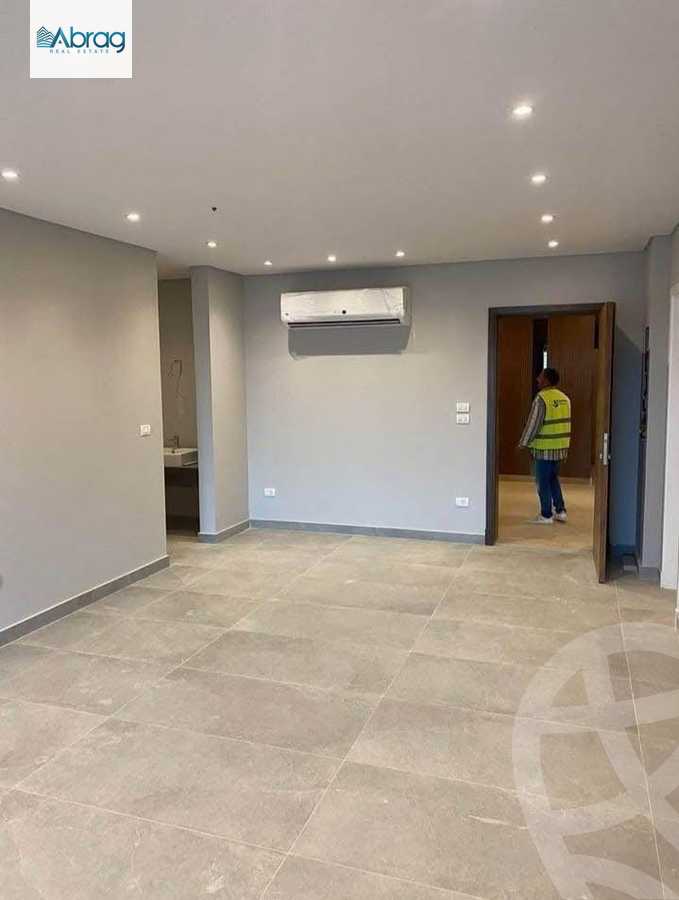 https://aqarmap.com.eg/ar/listing/6209205-for-sale-cairo-el-sheikh-zayed-city-compounds-kmbwnd-fyldj-wyst-dr-llttwyr