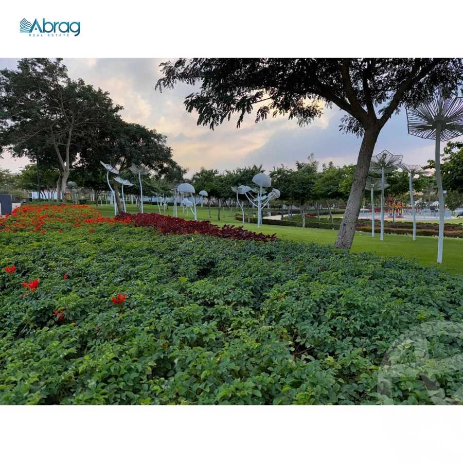 https://aqarmap.com.eg/en/listing/6303827-for-sale-cairo-el-sheikh-zayed-city-compounds-zyd-wr-llttwyr-park-towers-zed-el-sheikh-zayed-compound