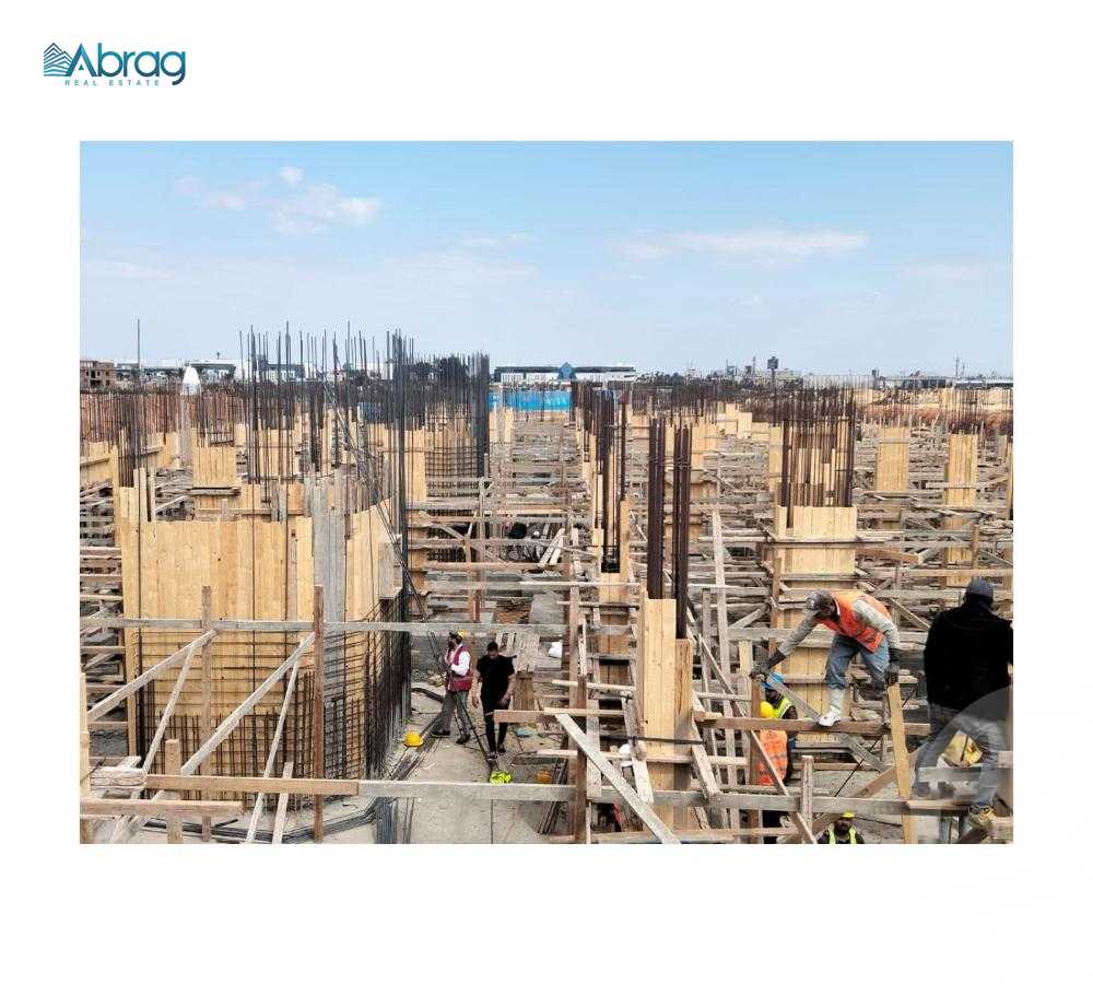 https://aqarmap.com.eg/en/listing/6470441-for-sale-cairo-el-sheikh-zayed-city-compounds-rovan-city-epd