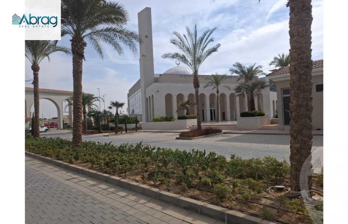https://aqarmap.com.eg/ar/listing/6554470-for-sale-cairo-el-sheikh-zayed-city-compounds-kmbwnd-fyldj-wyst-dr-llttwyr