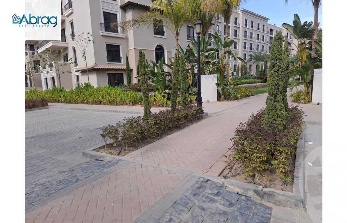 https://aqarmap.com.eg/ar/listing/6554470-for-sale-cairo-el-sheikh-zayed-city-compounds-kmbwnd-fyldj-wyst-dr-llttwyr