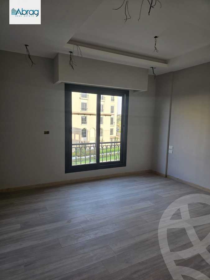 https://aqarmap.com.eg/en/listing/6566932-for-sale-cairo-el-sheikh-zayed-city-compounds-kmbwnd-fyldj-wyst-dr-llttwyr
