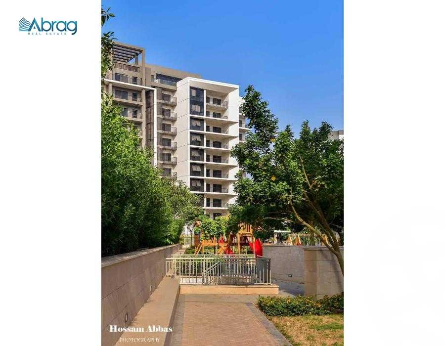 https://aqarmap.com.eg/en/listing/6567169-for-sale-cairo-el-sheikh-zayed-city-compounds-zyd-wr-llttwyr-park-towers-zed-el-sheikh-zayed-compound