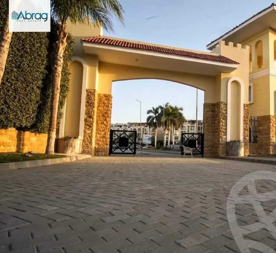https://aqarmap.com.eg/ar/listing/6574625-for-sale-cairo-el-sheikh-zayed-city-compounds-hadayek-el-mohandiseen