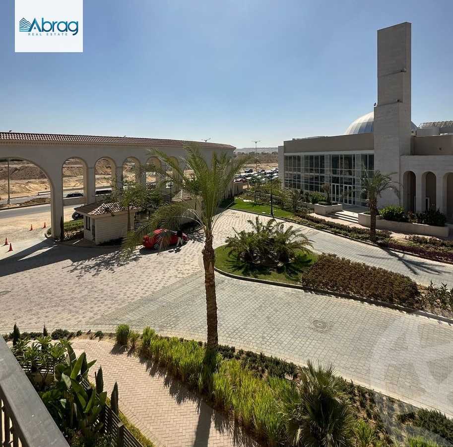 https://aqarmap.com.eg/ar/listing/6584091-for-sale-cairo-el-sheikh-zayed-city-compounds-kmbwnd-fyldj-wyst-dr-llttwyr