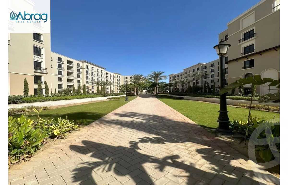 https://aqarmap.com.eg/en/listing/6588303-for-sale-cairo-el-sheikh-zayed-city-compounds-kmbwnd-fyldj-wyst-dr-llttwyr