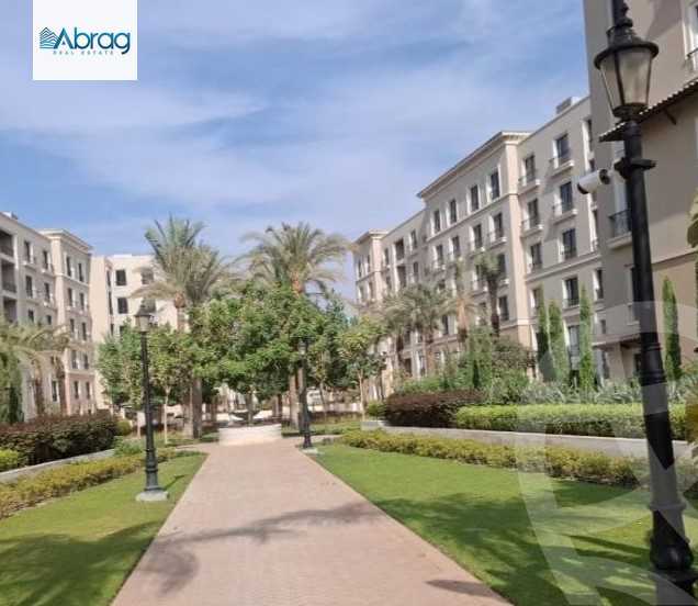 https://aqarmap.com.eg/ar/listing/6588540-for-sale-cairo-el-sheikh-zayed-city-compounds-kmbwnd-fyldj-wyst-dr-llttwyr