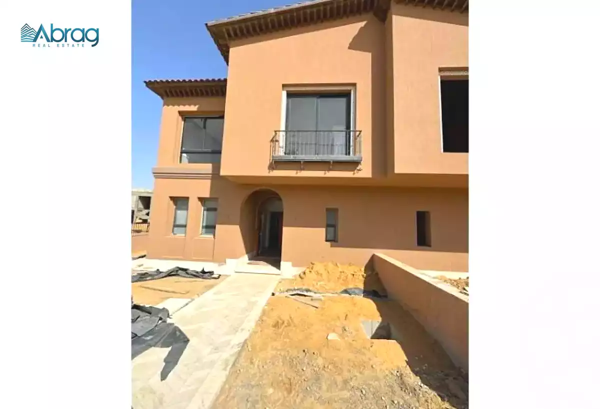https://aqarmap.com.eg/ar/listing/6734734-for-sale-cairo-el-sheikh-zayed-city-compounds-kmbwnd-fyldj-wyst-dr-llttwyr