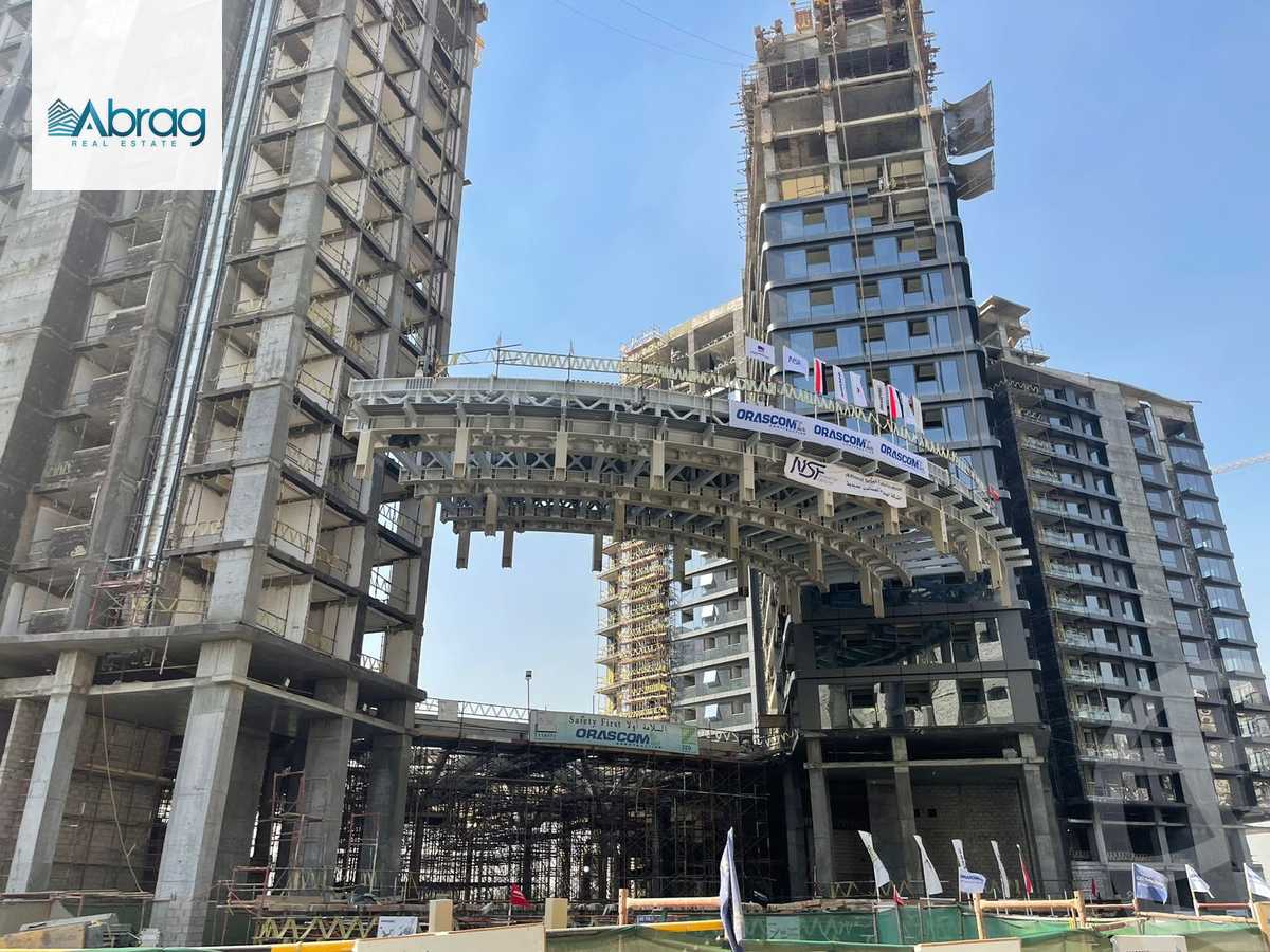 https://aqarmap.com.eg/ar/listing/3821471-for-sale-cairo-el-sheikh-zayed-city-compounds-brj-zyd-wr-llttwyr