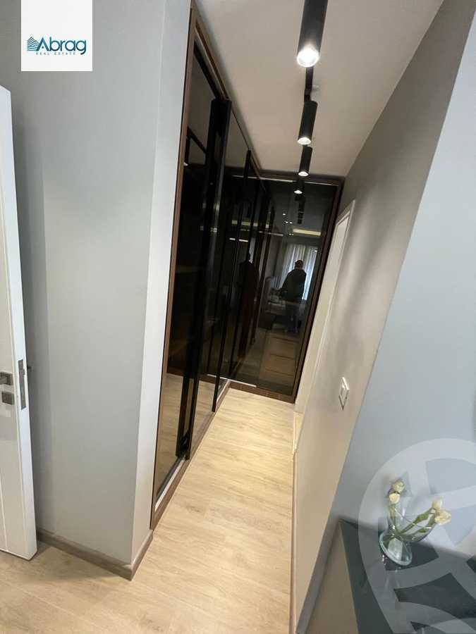 https://aqarmap.com.eg/ar/listing/4010445-for-sale-cairo-el-sheikh-zayed-city-compounds-kmbwnd-fyldj-wyst-dr-llttwyr