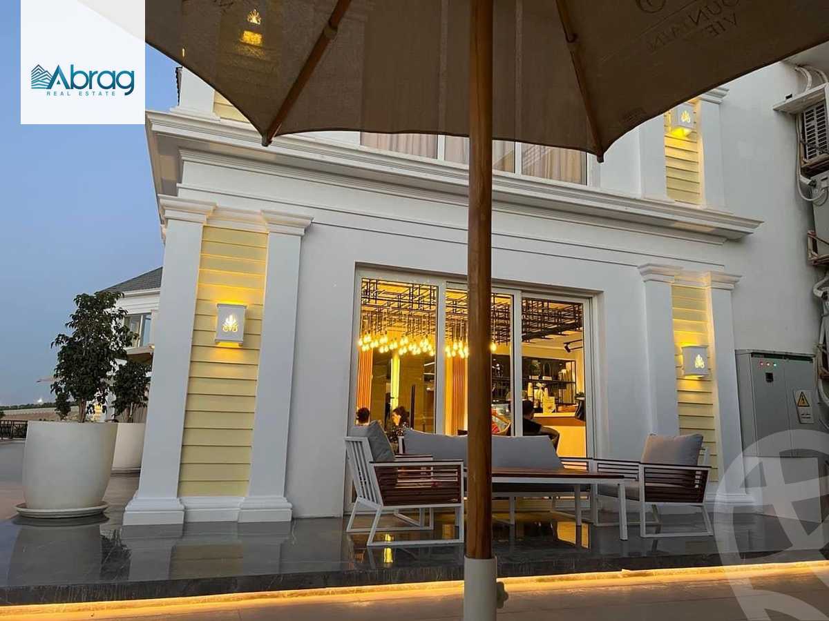 https://aqarmap.com.eg/en/listing/4167861-for-sale-cairo-new-cairo-compounds-mountain-view-hyde-park