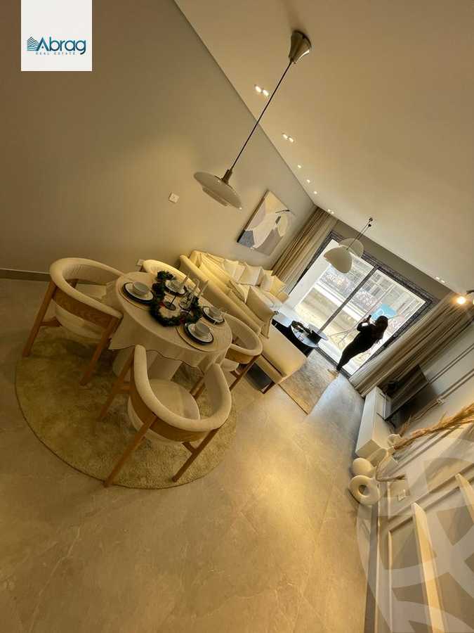 https://aqarmap.com.eg/en/listing/4209832-for-sale-cairo-el-sheikh-zayed-city-compounds-kmbwnd-fyldj-wyst-dr-llttwyr