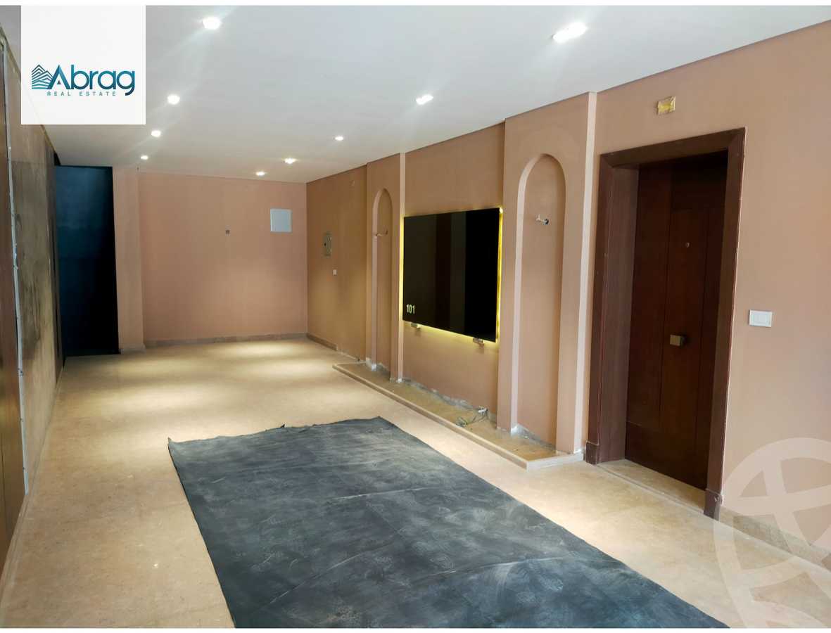 https://aqarmap.com.eg/en/listing/4309448-for-sale-cairo-el-sheikh-zayed-city-compounds-kmbwnd-fyldj-wyst-dr-llttwyr