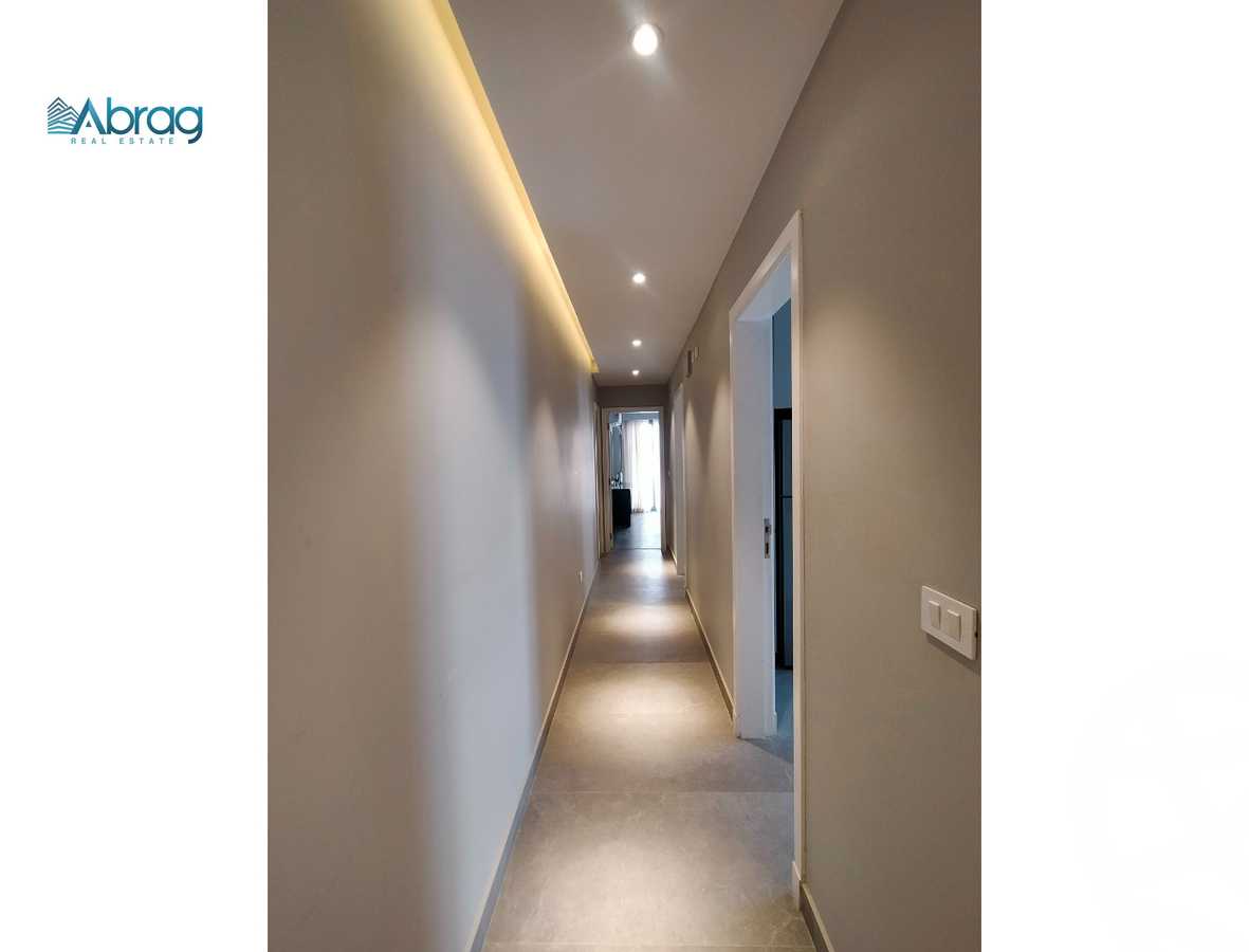 https://aqarmap.com.eg/en/listing/4331254-for-sale-cairo-el-sheikh-zayed-city-compounds-kmbwnd-fyldj-wyst-dr-llttwyr