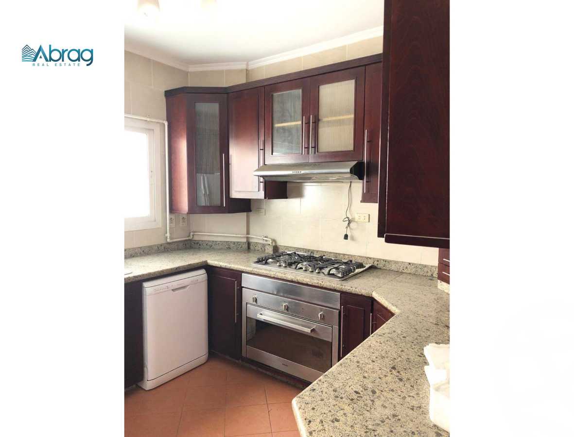 https://aqarmap.com.eg/ar/listing/4671150-for-sale-cairo-el-sheikh-zayed-city-compounds-in-sheikh-zayed-beverly-hills