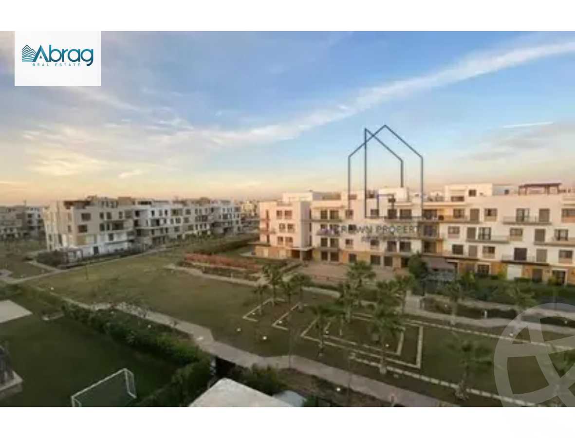 https://aqarmap.com.eg/ar/listing/5279644-for-sale-cairo-el-sheikh-zayed-city-compounds-kmbwnd-wyst-twn-swdyk