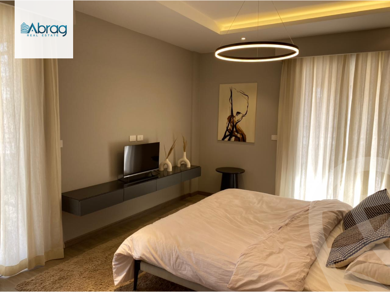 https://aqarmap.com.eg/ar/listing/3918906-for-sale-cairo-el-sheikh-zayed-city-compounds-kmbwnd-fyldj-wyst-dr-llttwyr
