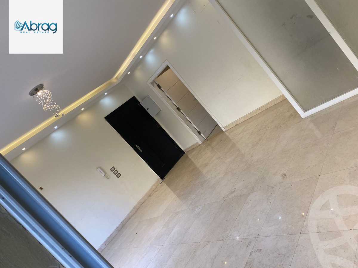 https://aqarmap.com.eg/en/listing/4031573-for-rent-cairo-6th-of-october-compound-palm-parks