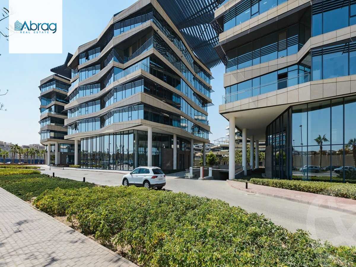 https://aqarmap.com.eg/ar/listing/5901096-for-sale-cairo-el-sheikh-zayed-city-compounds-the-polygon