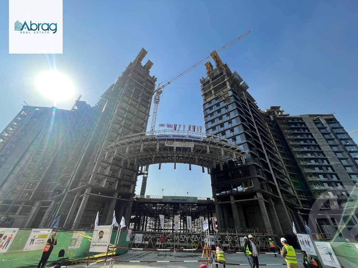 https://aqarmap.com.eg/ar/listing/4073176-for-sale-cairo-el-sheikh-zayed-city-compounds-brj-zyd-wr-llttwyr