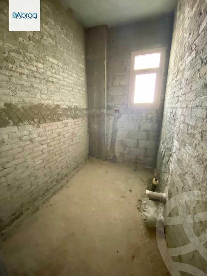 https://aqarmap.com.eg/en/listing/4085398-for-sale-cairo-6th-of-october-compound-aeon