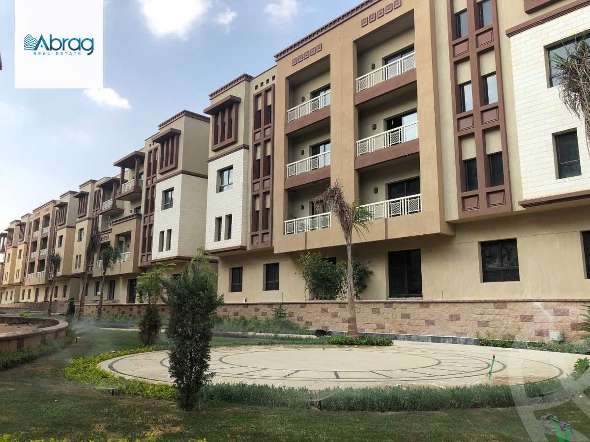 https://aqarmap.com.eg/en/listing/4161930-for-sale-cairo-6th-of-october-compound-green-5