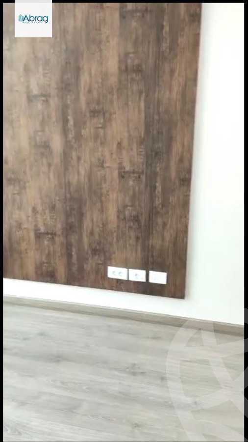 https://aqarmap.com.eg/en/listing/4188674-for-sale-cairo-el-sheikh-zayed-city-compounds-tryfywm-zyd-nm-llttwyr