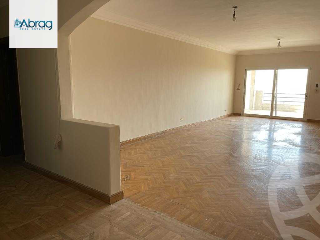 https://aqarmap.com.eg/en/listing/4208122-for-sale-cairo-el-sheikh-zayed-city-compounds-in-sheikh-zayed-zayed-2000