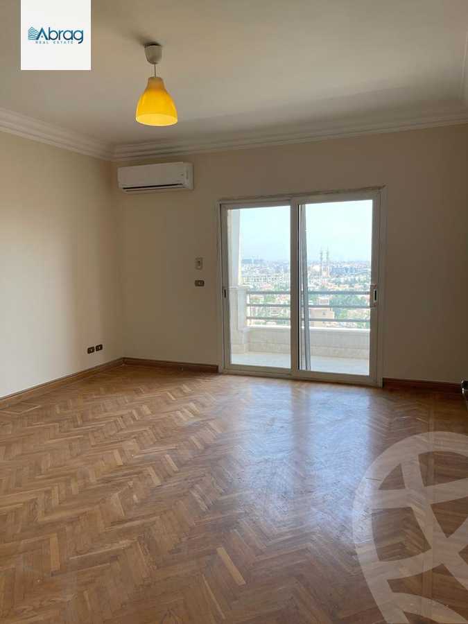 https://aqarmap.com.eg/en/listing/4208122-for-sale-cairo-el-sheikh-zayed-city-compounds-in-sheikh-zayed-zayed-2000