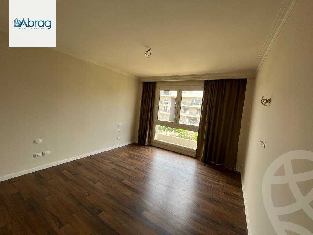 https://aqarmap.com.eg/en/listing/4316691-for-sale-cairo-6th-of-october-compound-pyramid-hills