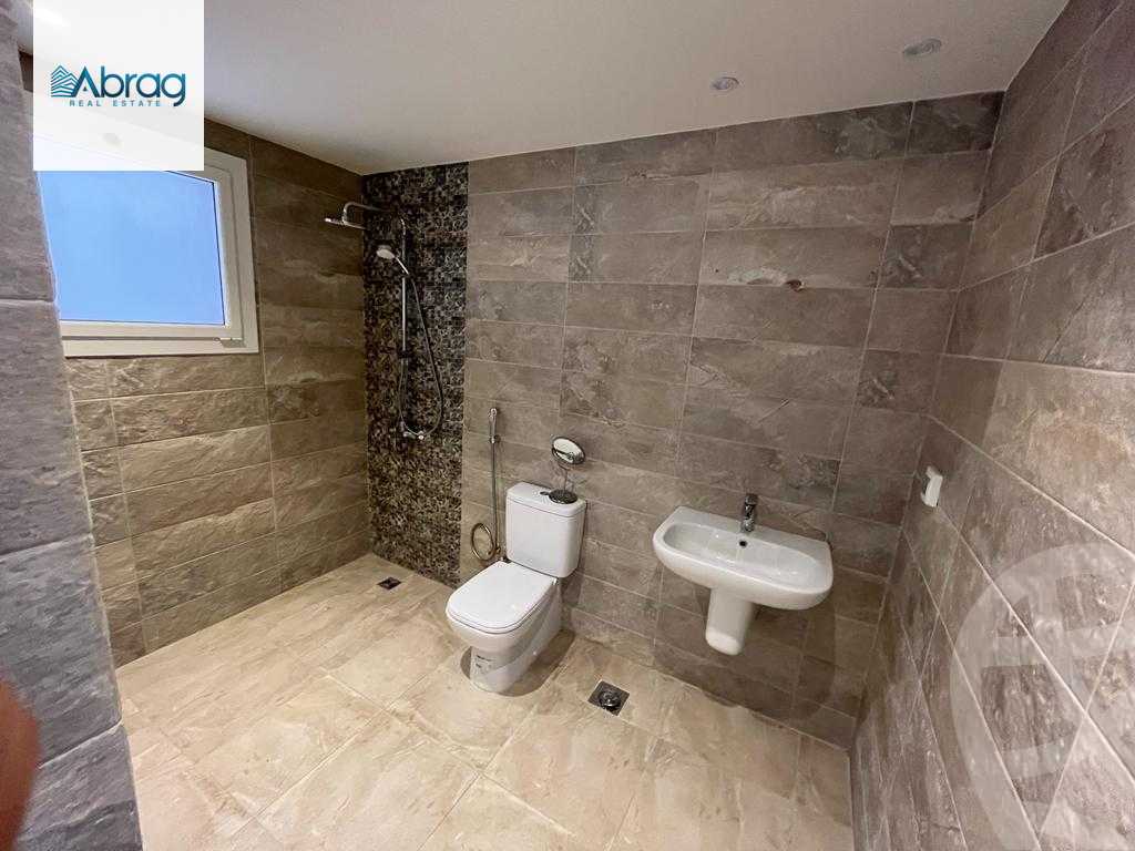 https://aqarmap.com.eg/en/listing/4316691-for-sale-cairo-6th-of-october-compound-pyramid-hills