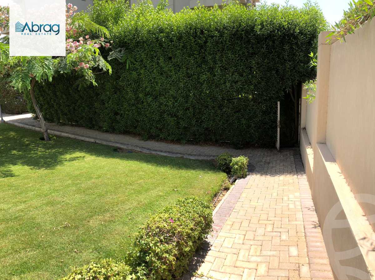 https://aqarmap.com.eg/ar/listing/4347808-for-sale-cairo-el-sheikh-zayed-city-compounds-dh-drys