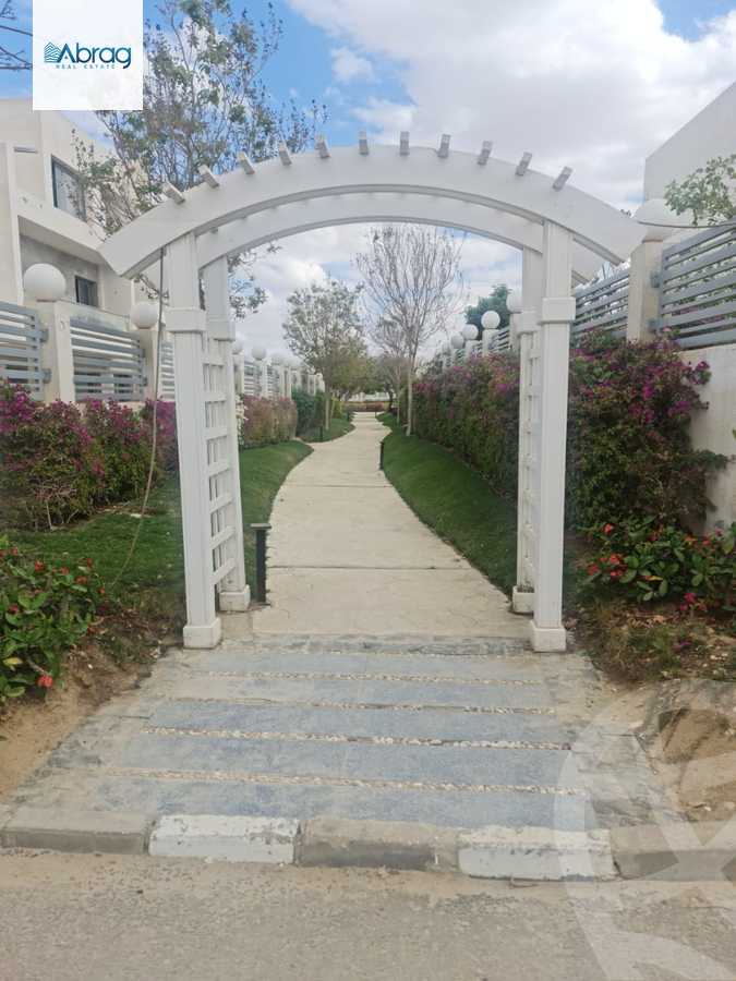 https://aqarmap.com.eg/en/listing/4347833-for-sale-cairo-6th-of-october-compounds-cleopatra-square
