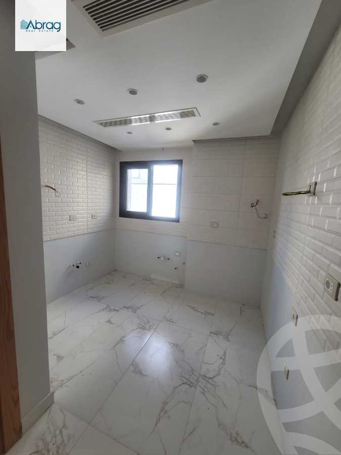 https://aqarmap.com.eg/en/listing/4362743-for-sale-cairo-el-sheikh-zayed-city-compounds-kmbwnd-wn-16-swdyk