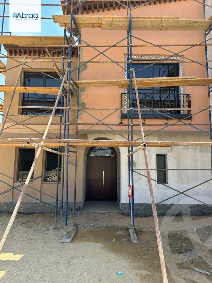 https://aqarmap.com.eg/en/listing/4376504-for-sale-cairo-el-sheikh-zayed-city-compounds-kmbwnd-fyldj-wyst-dr-llttwyr