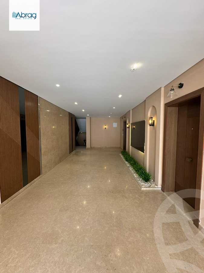 https://aqarmap.com.eg/ar/listing/4658179-for-sale-cairo-el-sheikh-zayed-city-compounds-kmbwnd-fyldj-wyst-dr-llttwyr