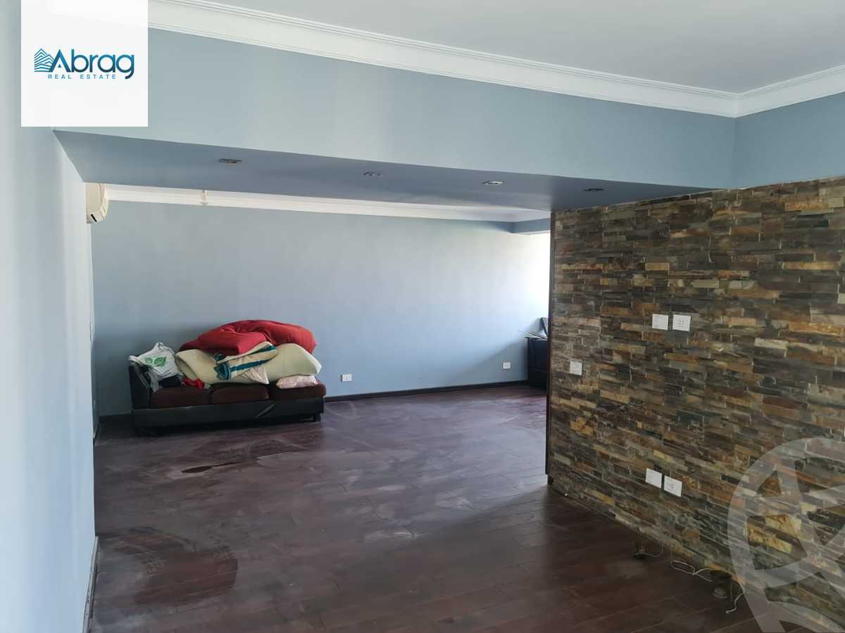 https://aqarmap.com.eg/en/listing/5231384-for-sale-cairo-el-sheikh-zayed-city-compounds-hadayek-el-mohandiseen