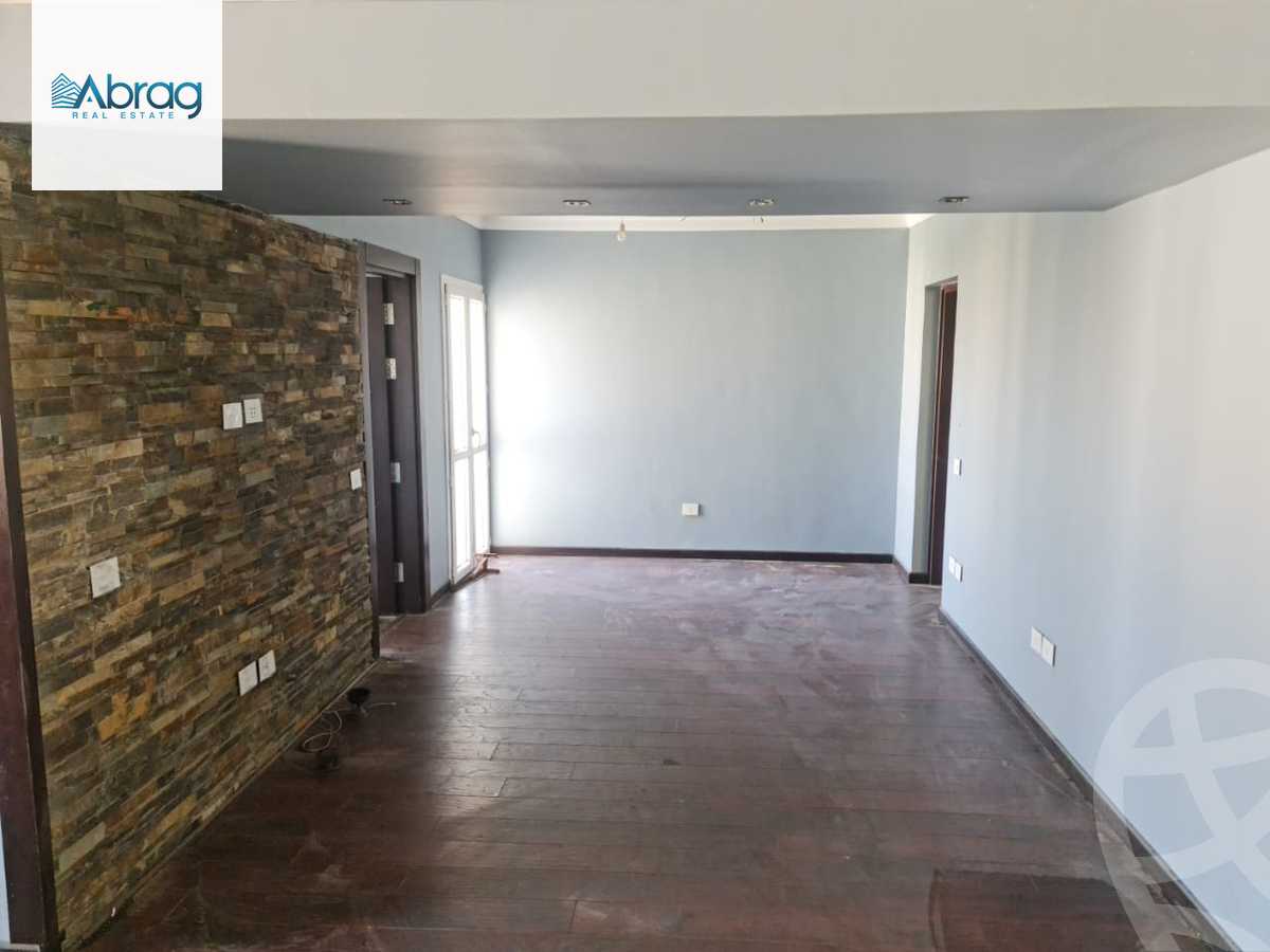 https://aqarmap.com.eg/en/listing/5231384-for-sale-cairo-el-sheikh-zayed-city-compounds-hadayek-el-mohandiseen
