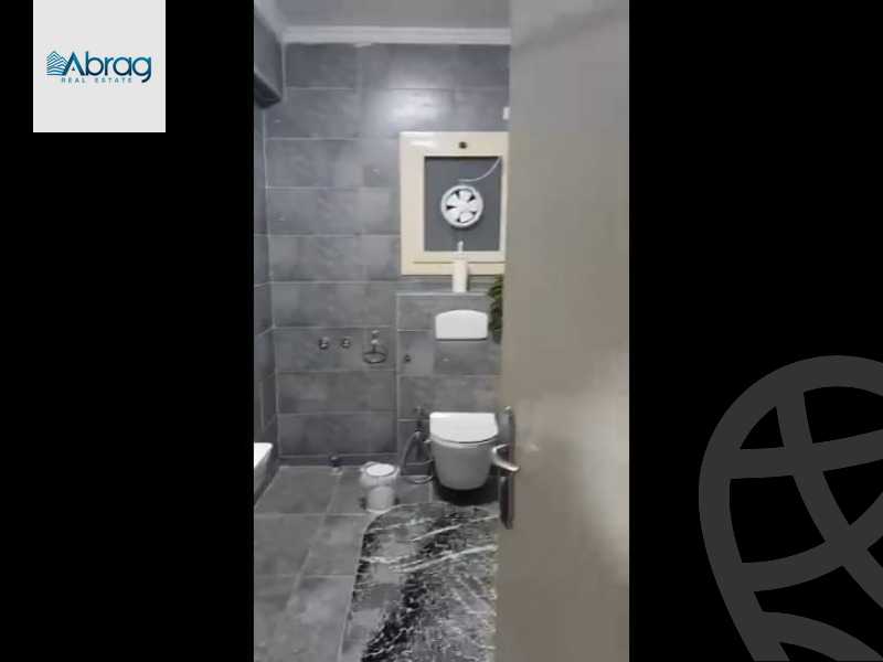 https://aqarmap.com.eg/ar/listing/5335700-for-sale-cairo-el-sheikh-zayed-city-compounds-el-khamayel