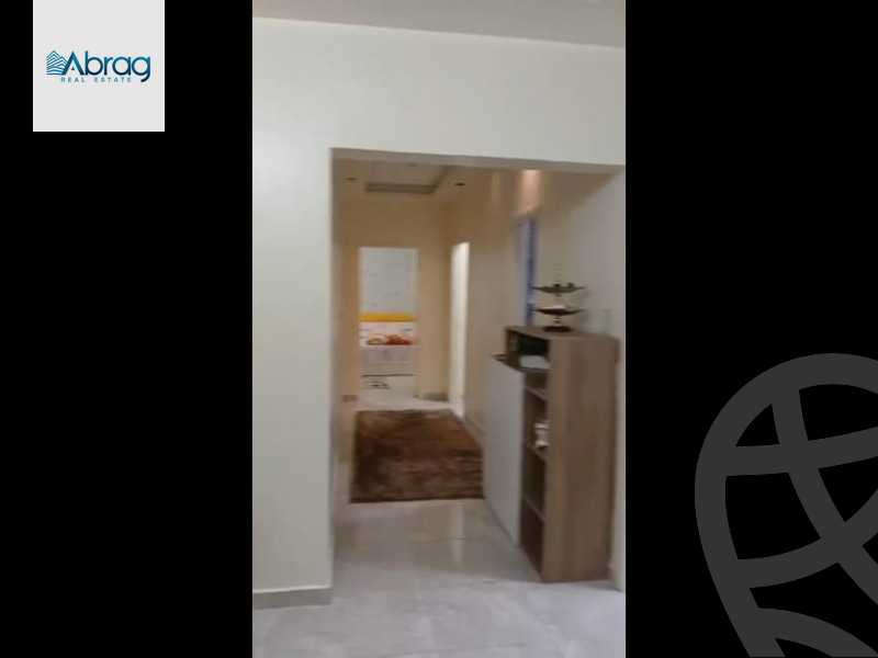 https://aqarmap.com.eg/ar/listing/5335700-for-sale-cairo-el-sheikh-zayed-city-compounds-el-khamayel
