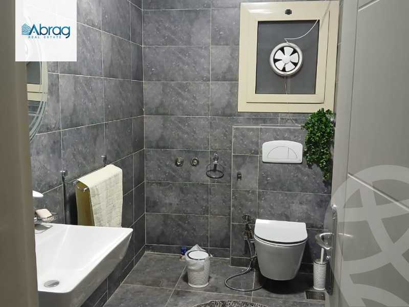 https://aqarmap.com.eg/ar/listing/5335700-for-sale-cairo-el-sheikh-zayed-city-compounds-el-khamayel