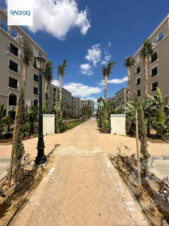 https://aqarmap.com.eg/en/listing/5393101-for-sale-cairo-el-sheikh-zayed-city-compounds-kmbwnd-fyldj-wyst-dr-llttwyr