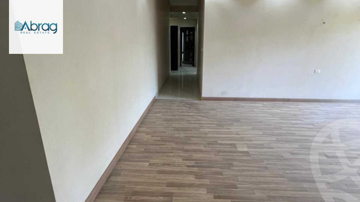 https://aqarmap.com.eg/ar/listing/5482944-for-sale-cairo-el-sheikh-zayed-city-compounds-dh-drys