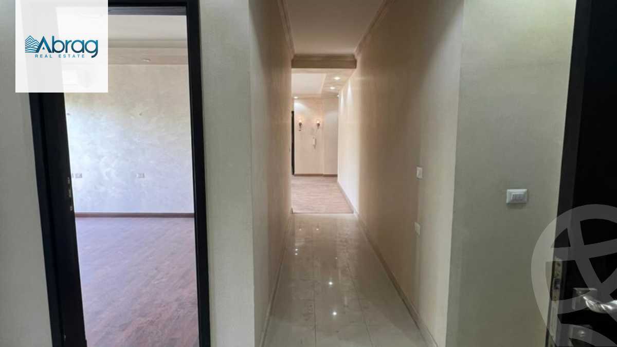 https://aqarmap.com.eg/ar/listing/5482944-for-sale-cairo-el-sheikh-zayed-city-compounds-dh-drys