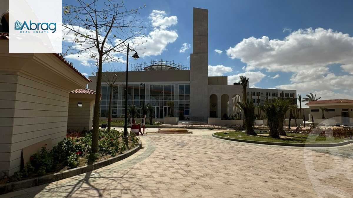 https://aqarmap.com.eg/en/listing/5483025-for-sale-cairo-el-sheikh-zayed-city-compounds-kmbwnd-fyldj-wyst-dr-llttwyr