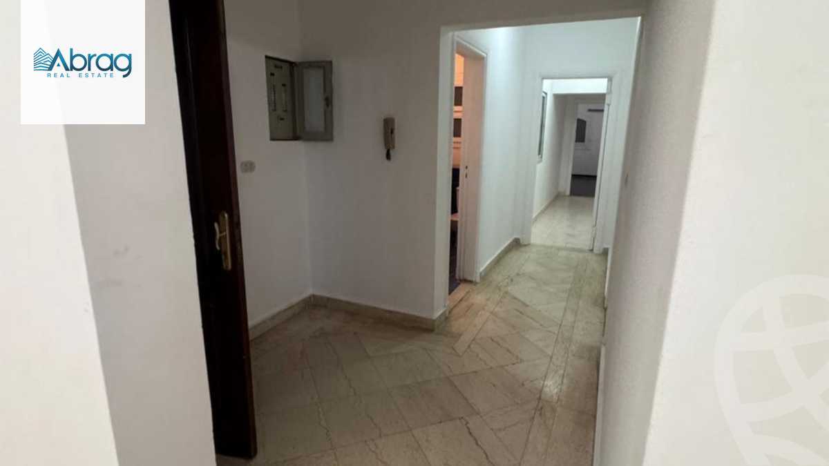 https://aqarmap.com.eg/en/listing/5753074-for-sale-cairo-el-sheikh-zayed-city-compounds-beverly-hills