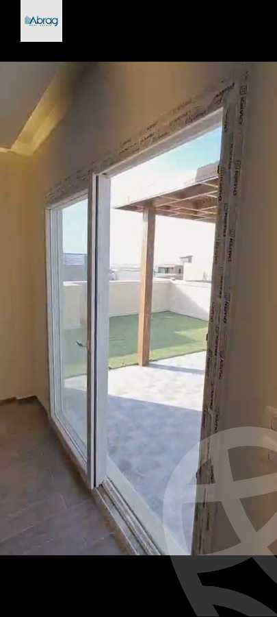 https://aqarmap.com.eg/en/listing/6079767-for-sale-cairo-el-sheikh-zayed-city-compounds-zayed-regency