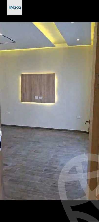 https://aqarmap.com.eg/en/listing/6079767-for-sale-cairo-el-sheikh-zayed-city-compounds-zayed-regency