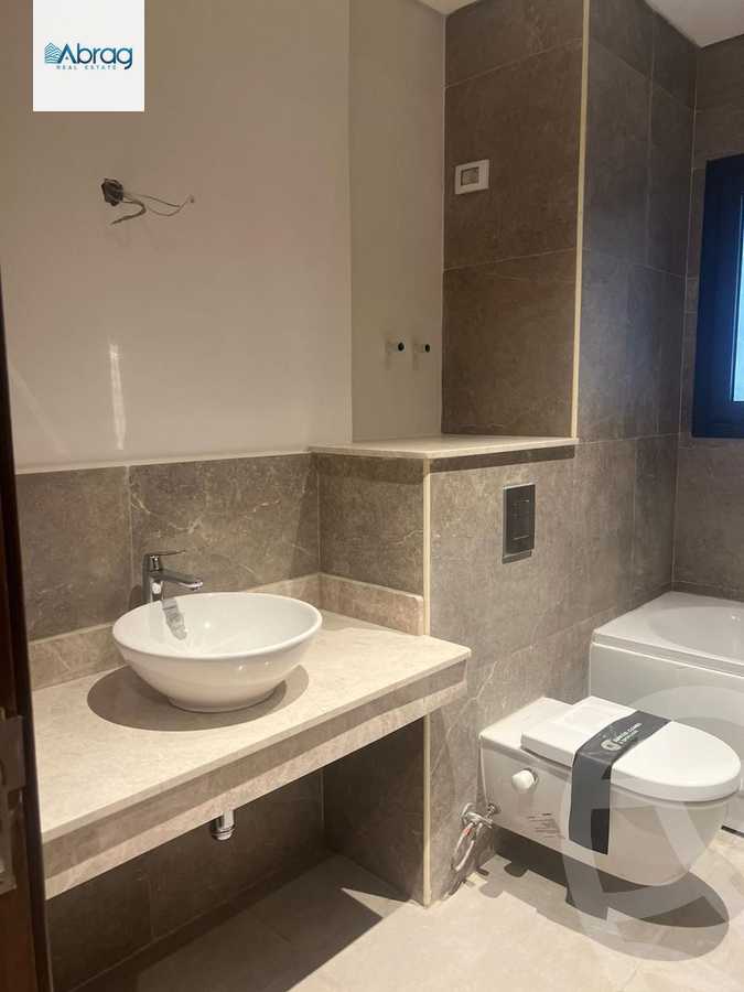 https://aqarmap.com.eg/ar/listing/6154950-for-sale-cairo-el-sheikh-zayed-city-compounds-zyd-wr-llttwyr-park-towers-zed-el-sheikh-zayed-compound