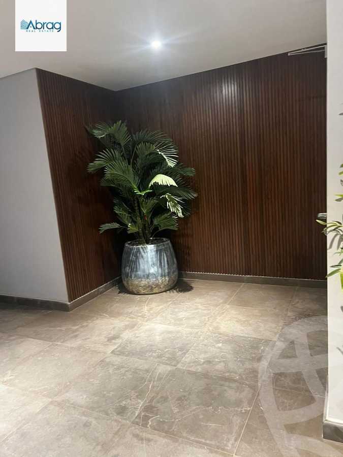 https://aqarmap.com.eg/ar/listing/6154950-for-sale-cairo-el-sheikh-zayed-city-compounds-zyd-wr-llttwyr-park-towers-zed-el-sheikh-zayed-compound